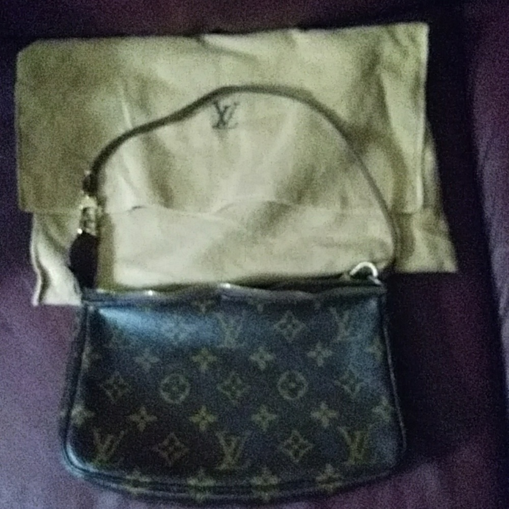 Louis Vuitton small authentic vintage LV purse